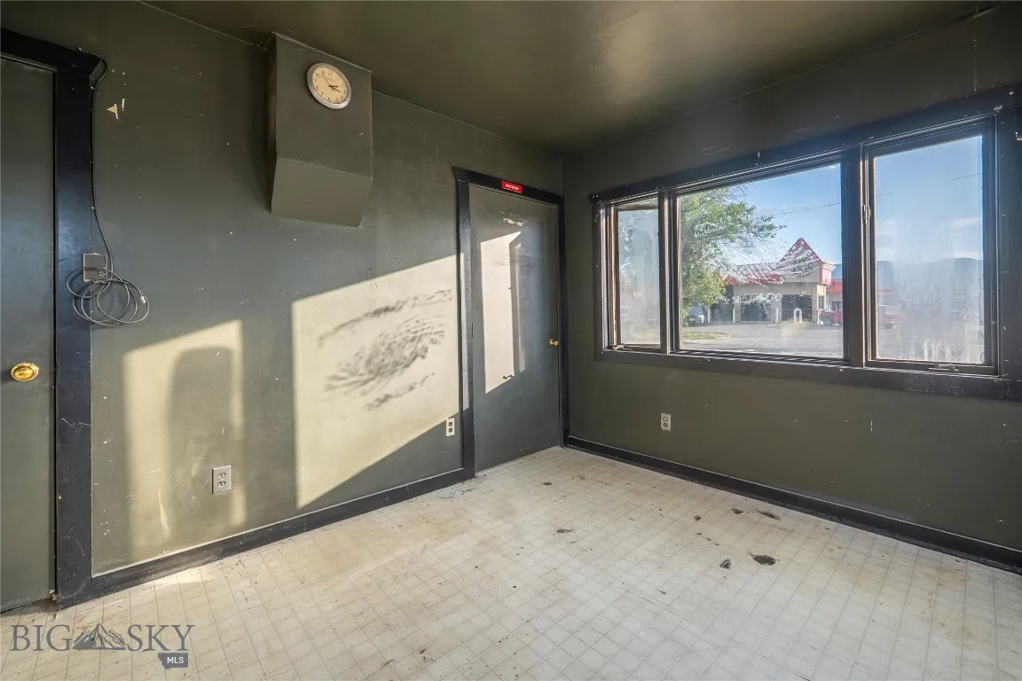 804 E Park Street, Livingston, Montana 59047, Livingston, Montana 59047, ,Commercial Sale,For Sale,804 E Park Street, Livingston, Montana 59047,0,405171