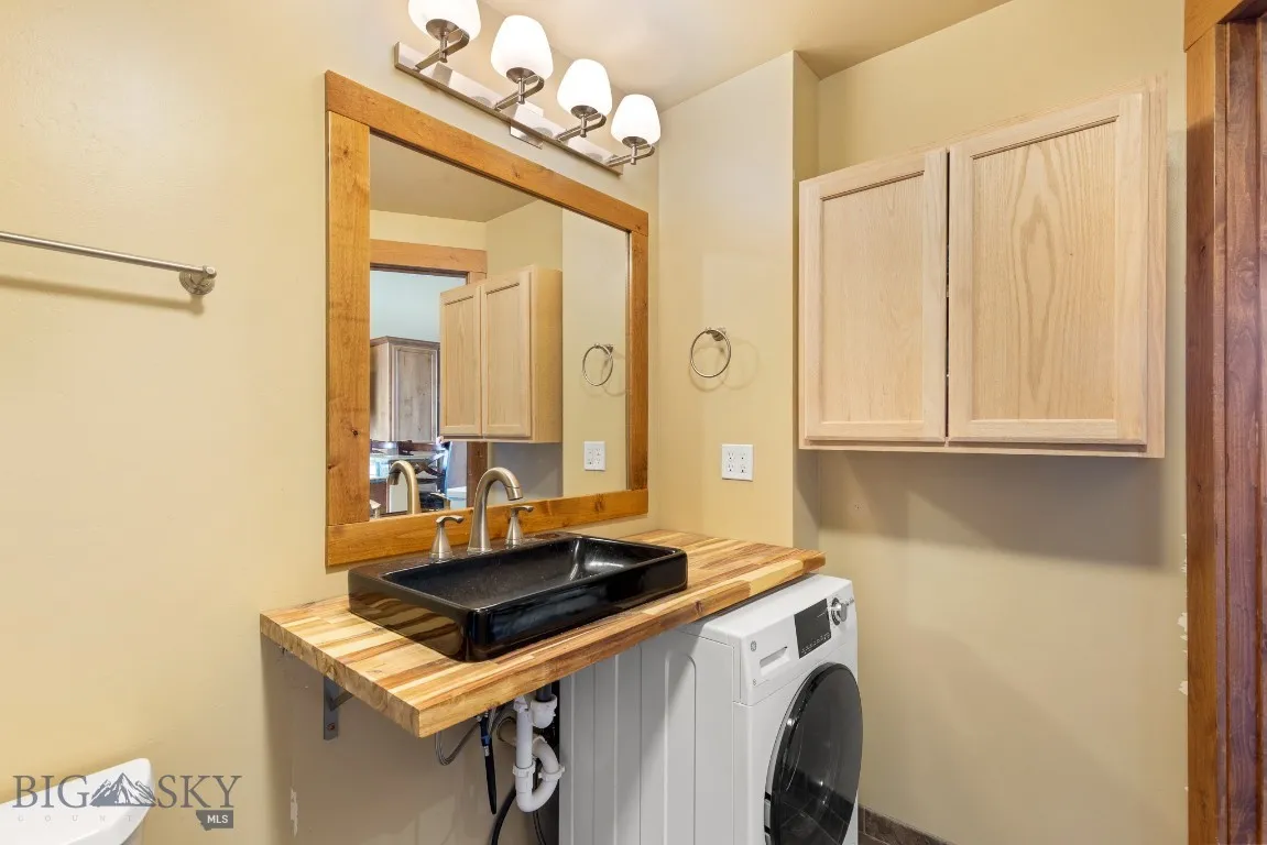 115 E Gallatin Street C 203, Manhattan, Montana 59, Manhattan, Montana 59741, ,1 BathroomBathrooms,Residential,For Sale,115 E Gallatin Street C 203, Manhattan, Montana 59,0,405134