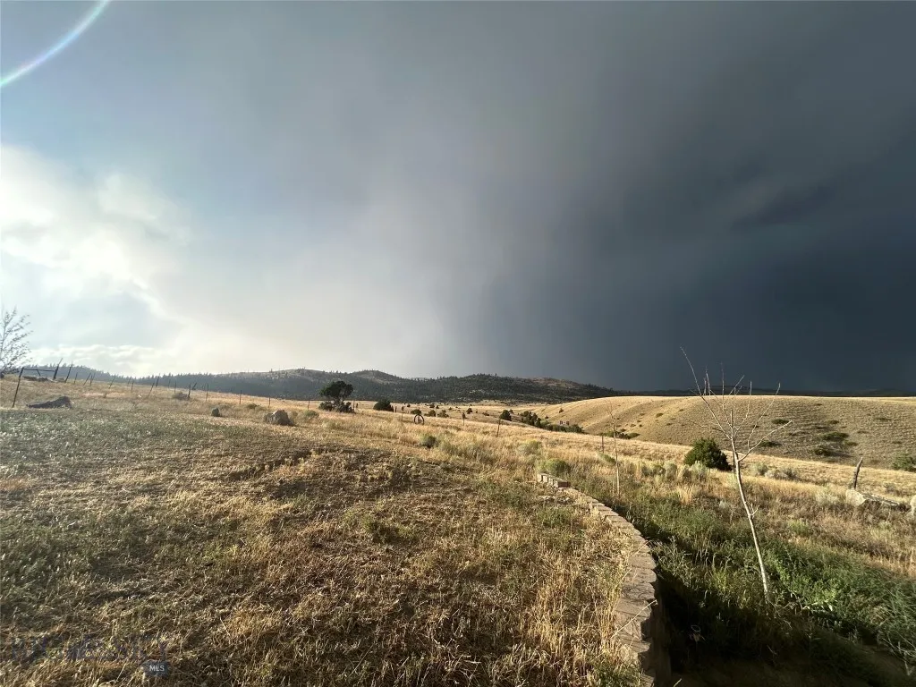 842 Mt Highway 2 W, Whitehall, Montana 59759, Whitehall, Montana 59759, 3 Bedrooms Bedrooms, ,2 BathroomsBathrooms,Residential,For Sale,842 Mt Highway 2 W, Whitehall, Montana 59759,0,405176