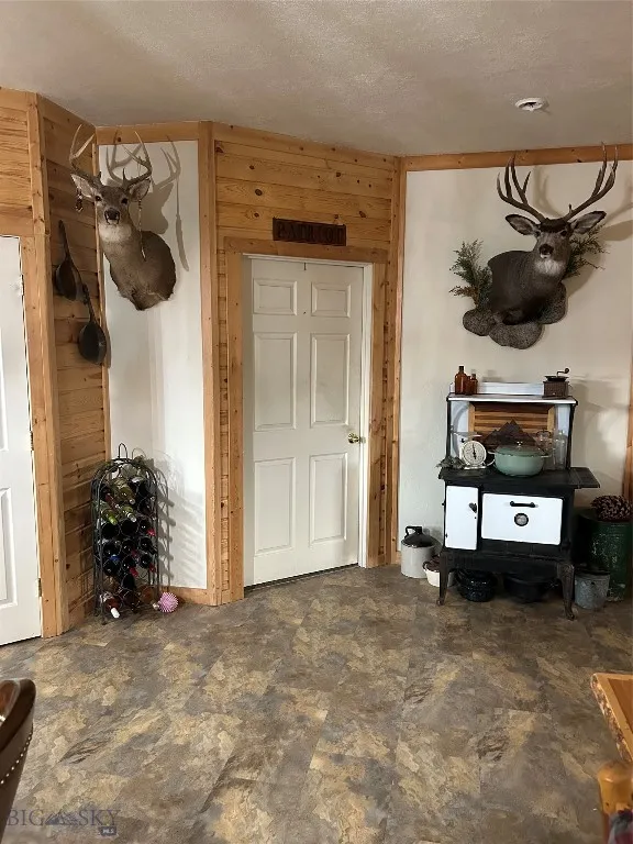 842 Mt Highway 2 W, Whitehall, Montana 59759, Whitehall, Montana 59759, 3 Bedrooms Bedrooms, ,2 BathroomsBathrooms,Residential,For Sale,842 Mt Highway 2 W, Whitehall, Montana 59759,0,405176