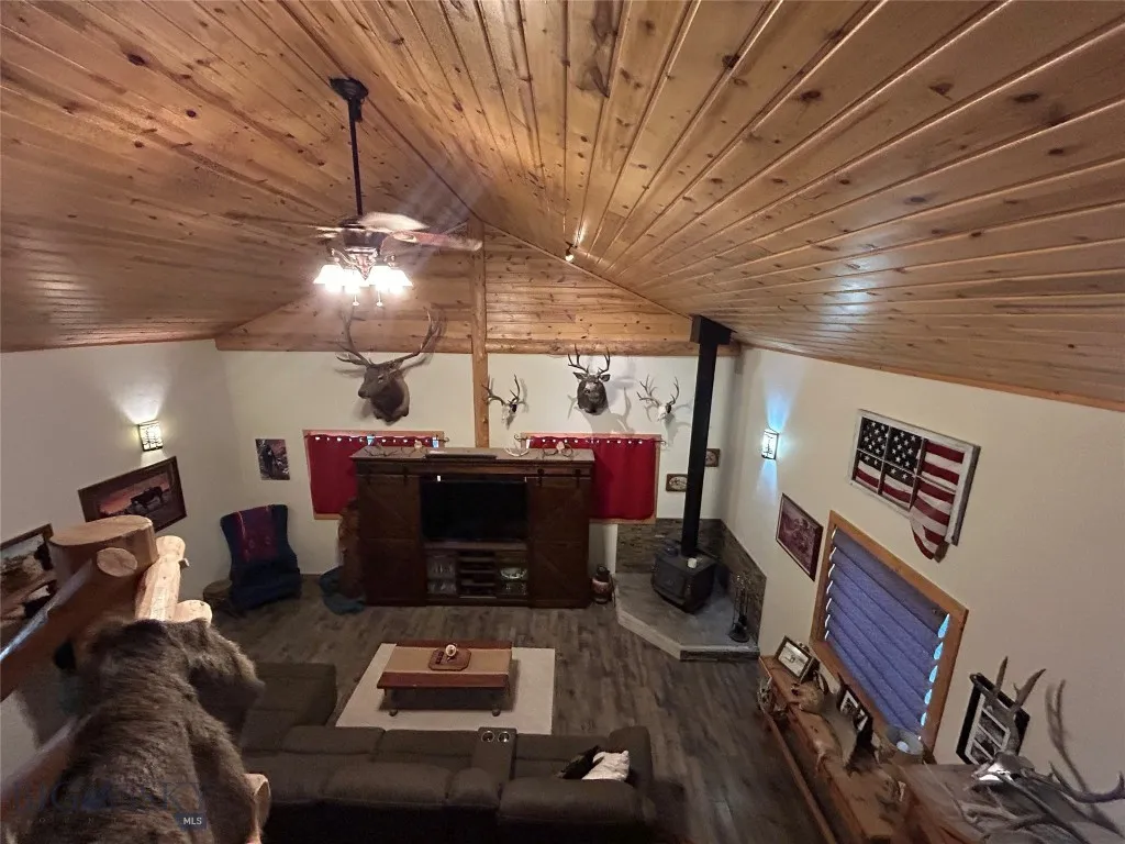 842 Mt Highway 2 W, Whitehall, Montana 59759, Whitehall, Montana 59759, 3 Bedrooms Bedrooms, ,2 BathroomsBathrooms,Residential,For Sale,842 Mt Highway 2 W, Whitehall, Montana 59759,0,405176