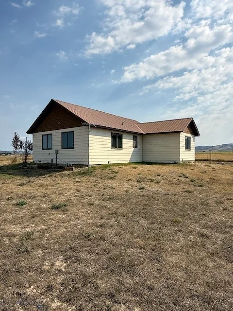 37 Ramspeck Lane, White Sulphur Springs, Montana 5, White Sulphur Springs, Montana 59645, 2 Bedrooms Bedrooms, ,2 BathroomsBathrooms,Residential,For Sale,37 Ramspeck Lane, White Sulphur Springs, Montana 5,0,405218