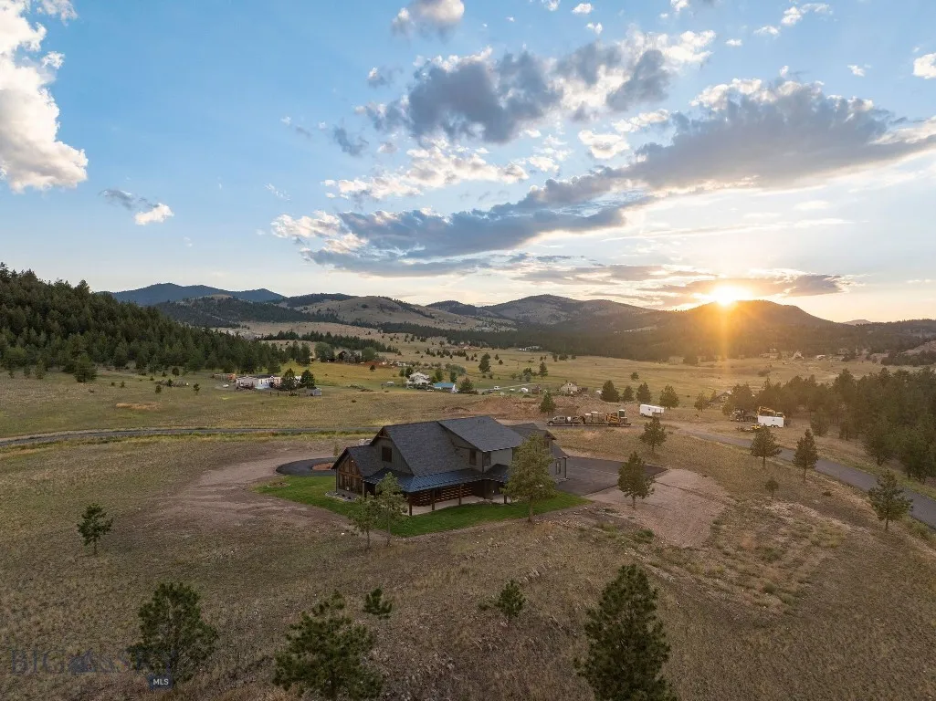21 Mansfield Loop, Clancy, Montana 59634, Clancy, Montana 59634, 5 Bedrooms Bedrooms, ,3 BathroomsBathrooms,Residential,For Sale,21 Mansfield Loop, Clancy, Montana 59634,0,405221