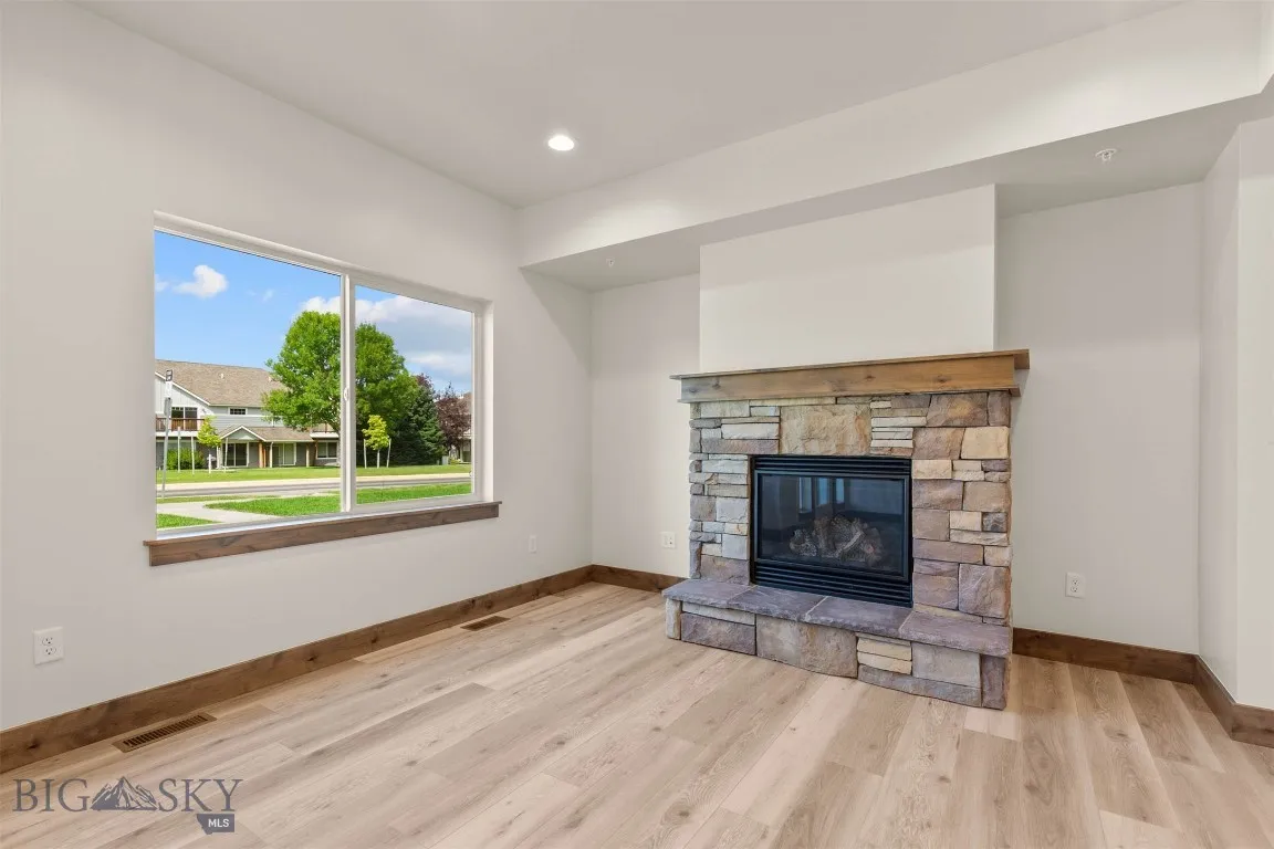 1051 Baxter Creek Way B, Bozeman, Montana 59718, Bozeman, Montana 59718, 3 Bedrooms Bedrooms, ,1 BathroomBathrooms,Residential,For Sale,1051 Baxter Creek Way B, Bozeman, Montana 59718,0,398749