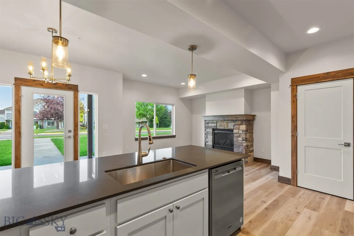 1051 Baxter Creek Way B, Bozeman, Montana 59718, Bozeman, Montana 59718, 3 Bedrooms Bedrooms, ,1 BathroomBathrooms,Residential,For Sale,1051 Baxter Creek Way B, Bozeman, Montana 59718,0,398749