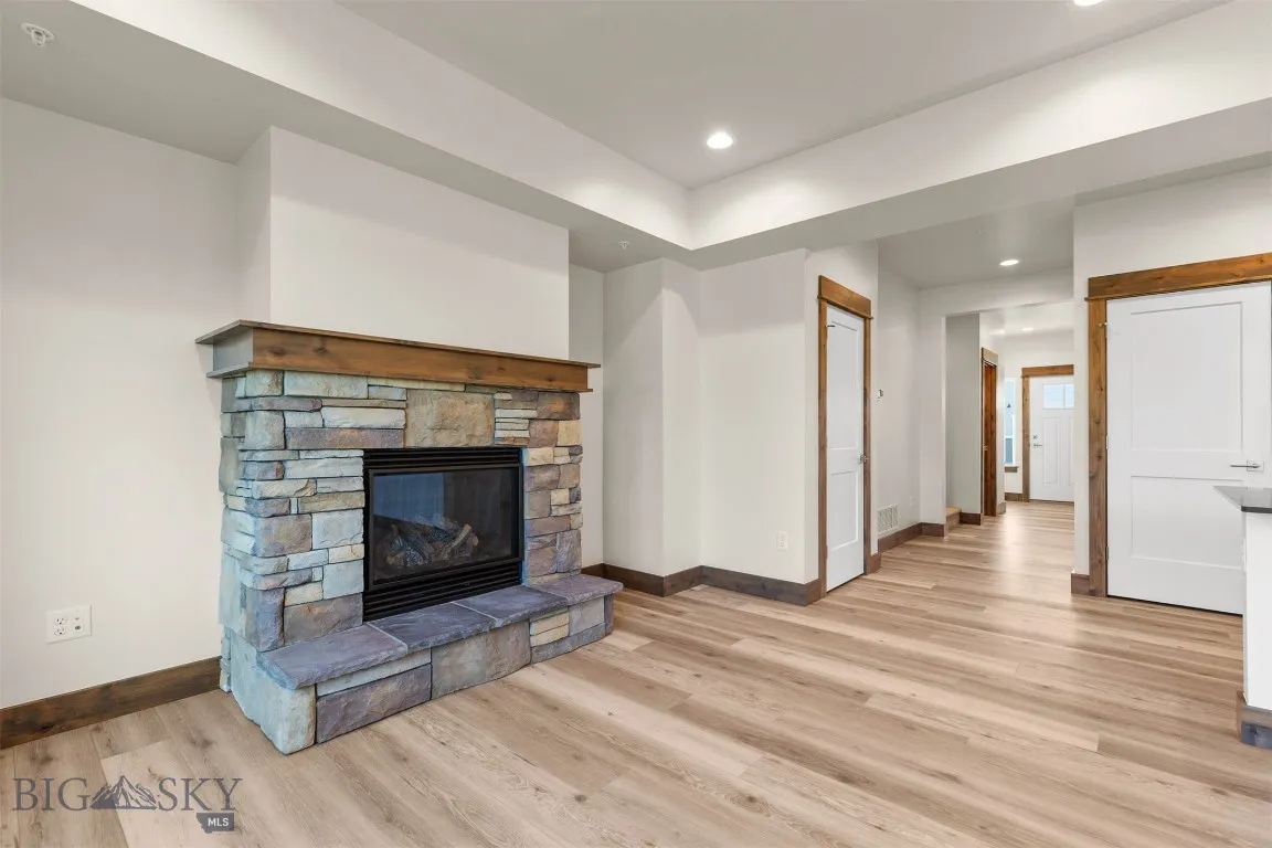 1051 Baxter Creek Way B, Bozeman, Montana 59718, Bozeman, Montana 59718, 3 Bedrooms Bedrooms, ,1 BathroomBathrooms,Residential,For Sale,1051 Baxter Creek Way B, Bozeman, Montana 59718,0,398749