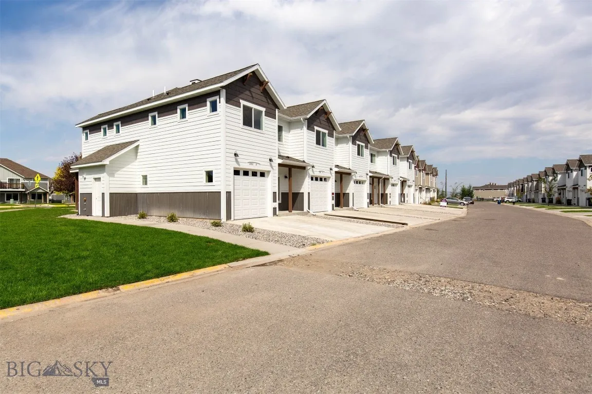 1051 Baxter Creek Way D, Bozeman, Montana 59718, Bozeman, Montana 59718, 3 Bedrooms Bedrooms, ,1 BathroomBathrooms,Residential,For Sale,1051 Baxter Creek Way D, Bozeman, Montana 59718,0,405159