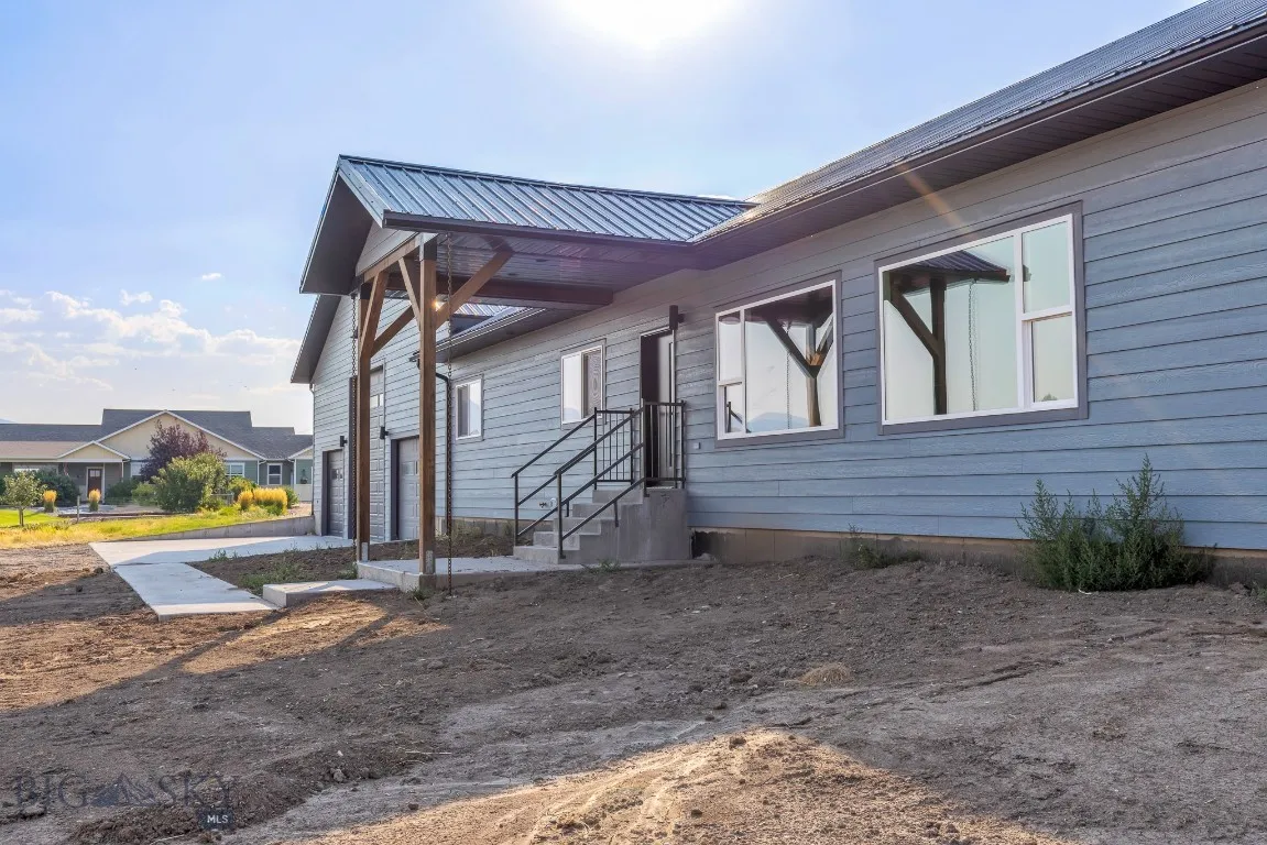 38 Heather Lane, Livingston, Montana 59047, Livingston, Montana 59047, 3 Bedrooms Bedrooms, ,2 BathroomsBathrooms,Residential,For Sale,38 Heather Lane, Livingston, Montana 59047,0,405244