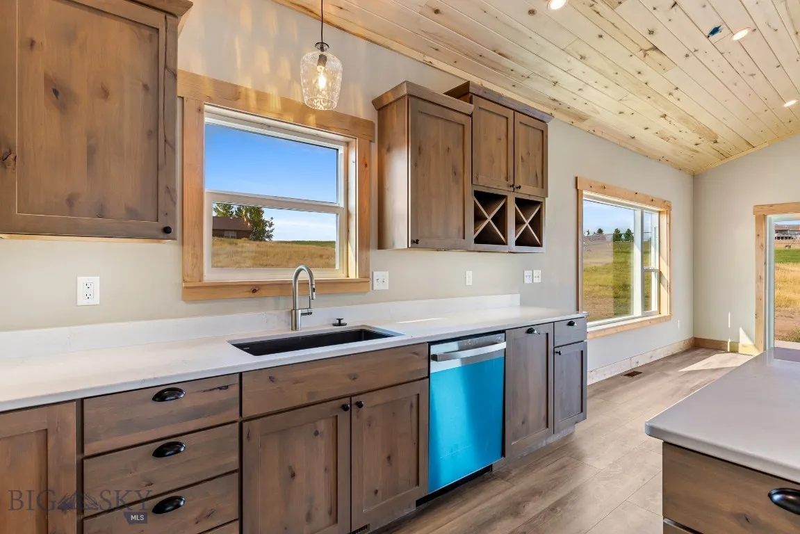 38 Heather Lane, Livingston, Montana 59047, Livingston, Montana 59047, 3 Bedrooms Bedrooms, ,2 BathroomsBathrooms,Residential,For Sale,38 Heather Lane, Livingston, Montana 59047,0,405244