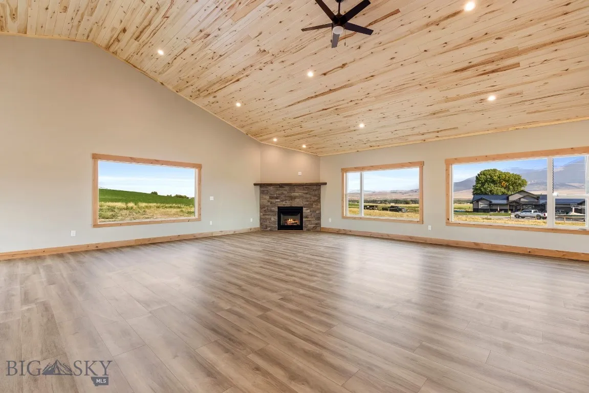 38 Heather Lane, Livingston, Montana 59047, Livingston, Montana 59047, 3 Bedrooms Bedrooms, ,2 BathroomsBathrooms,Residential,For Sale,38 Heather Lane, Livingston, Montana 59047,0,405244