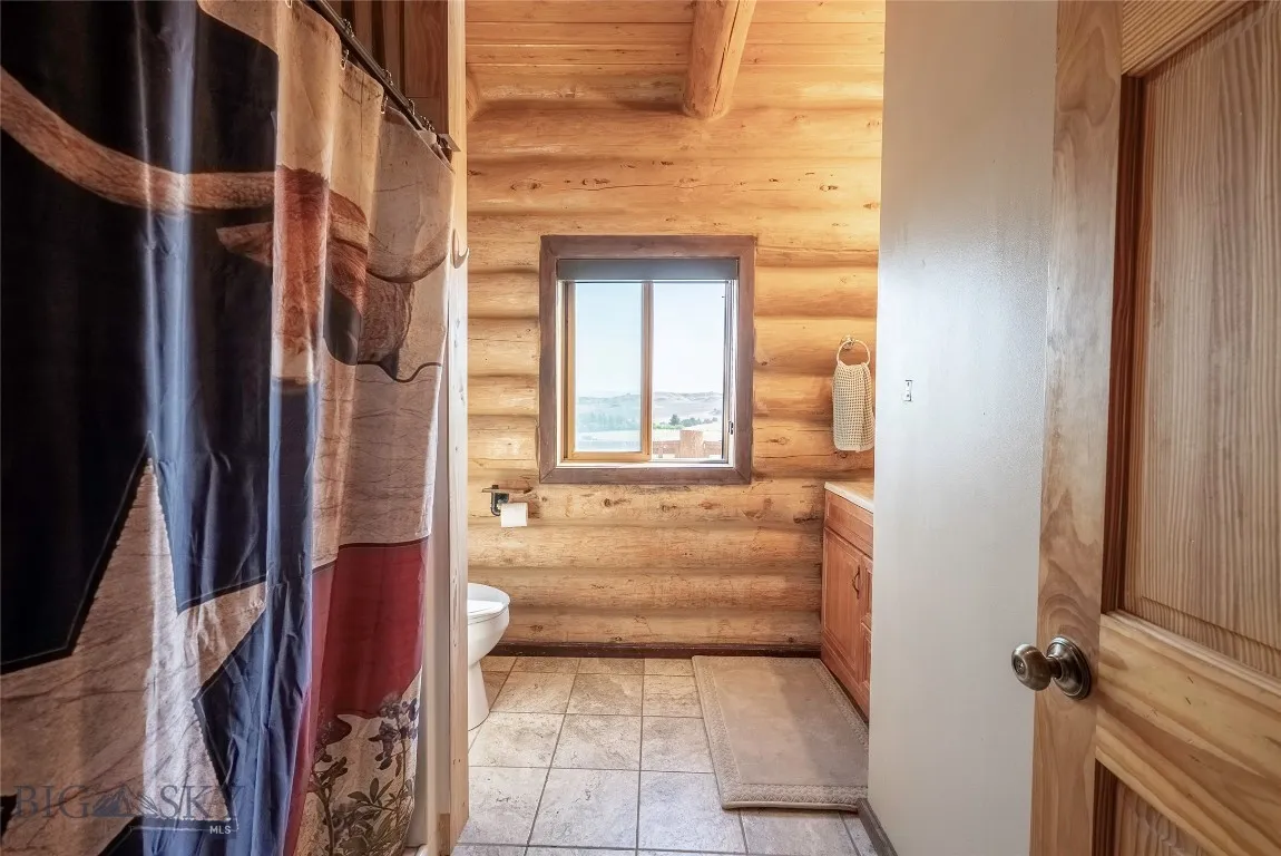 1000 Bates Road, Manhattan, Montana 59741, Manhattan, Montana 59741, 5 Bedrooms Bedrooms, ,3 BathroomsBathrooms,Residential,For Sale,1000 Bates Road, Manhattan, Montana 59741,0,405153