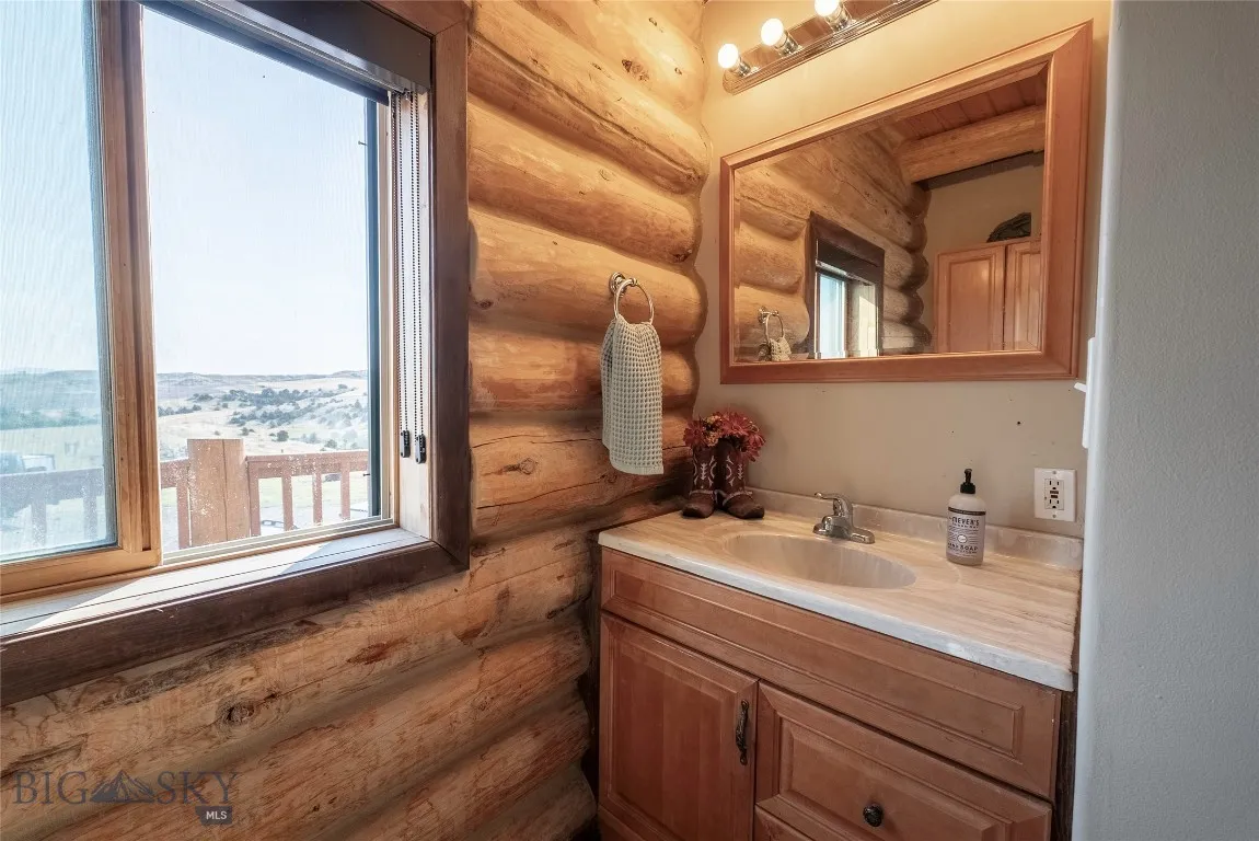 1000 Bates Road, Manhattan, Montana 59741, Manhattan, Montana 59741, 5 Bedrooms Bedrooms, ,3 BathroomsBathrooms,Residential,For Sale,1000 Bates Road, Manhattan, Montana 59741,0,405153
