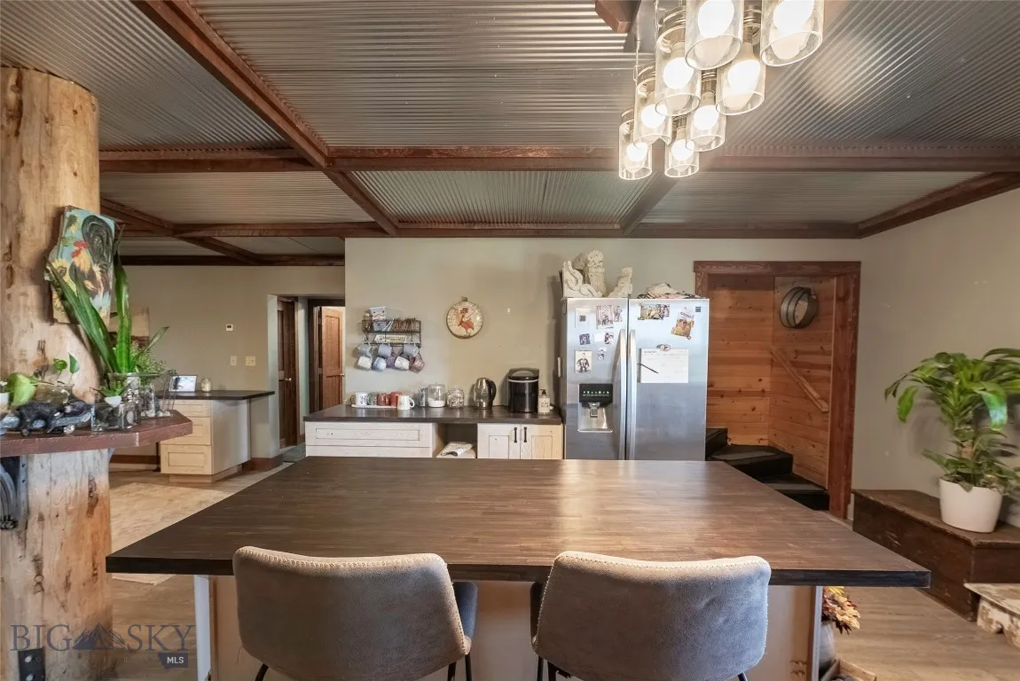 1000 Bates Road, Manhattan, Montana 59741, Manhattan, Montana 59741, 5 Bedrooms Bedrooms, ,3 BathroomsBathrooms,Residential,For Sale,1000 Bates Road, Manhattan, Montana 59741,0,405153