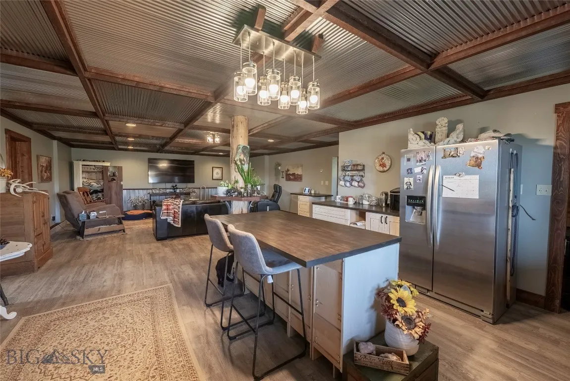 1000 Bates Road, Manhattan, Montana 59741, Manhattan, Montana 59741, 5 Bedrooms Bedrooms, ,3 BathroomsBathrooms,Residential,For Sale,1000 Bates Road, Manhattan, Montana 59741,0,405153