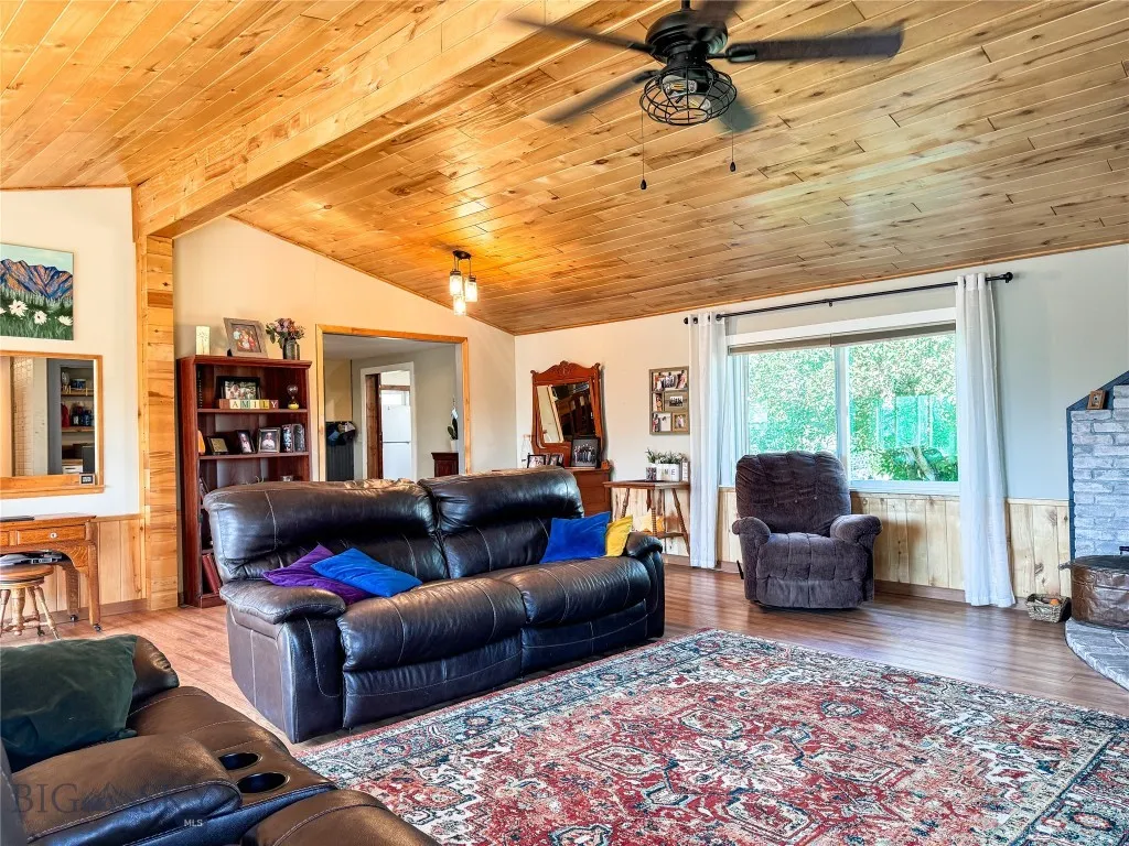 15 West End Road, Livingston, Montana 59047, Livingston, Montana 59047, ,Commercial Sale,For Sale,15 West End Road, Livingston, Montana 59047,0,405354