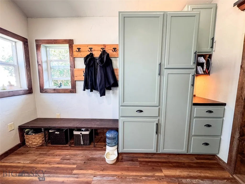 15 West End Road, Livingston, Montana 59047, Livingston, Montana 59047, ,Commercial Sale,For Sale,15 West End Road, Livingston, Montana 59047,0,405354