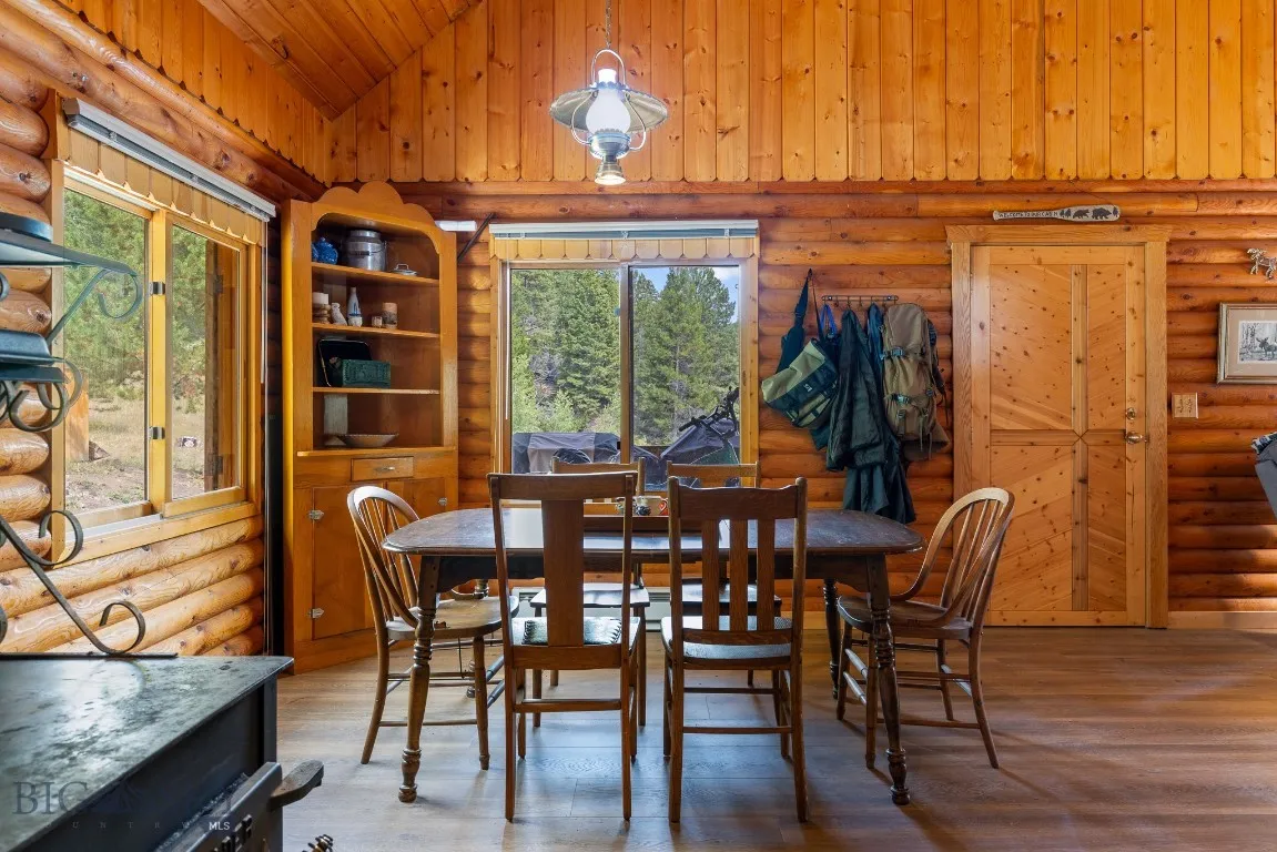 97 Moose Creek Road, White Sulphur Springs, Montan, White Sulphur Springs, Montana 59645, 2 Bedrooms Bedrooms, ,1 BathroomBathrooms,Farm,For Sale,97 Moose Creek Road, White Sulphur Springs, Montan,0,405427