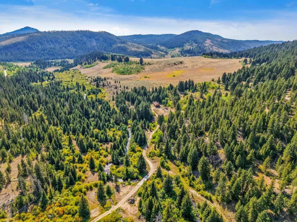 97 Moose Creek Road, White Sulphur Springs, Montan, White Sulphur Springs, Montana 59645, 2 Bedrooms Bedrooms, ,1 BathroomBathrooms,Farm,For Sale,97 Moose Creek Road, White Sulphur Springs, Montan,0,405427