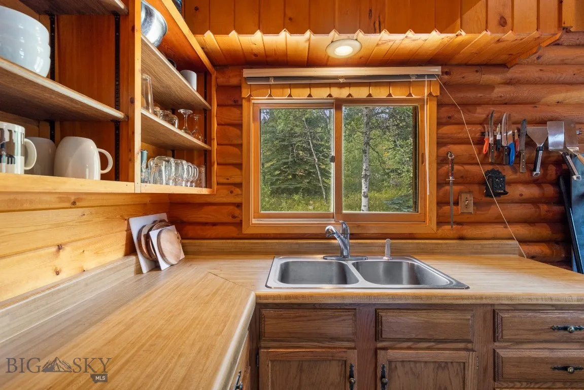 97 Moose Creek Road, White Sulphur Springs, Montan, White Sulphur Springs, Montana 59645, 2 Bedrooms Bedrooms, ,1 BathroomBathrooms,Farm,For Sale,97 Moose Creek Road, White Sulphur Springs, Montan,0,405427