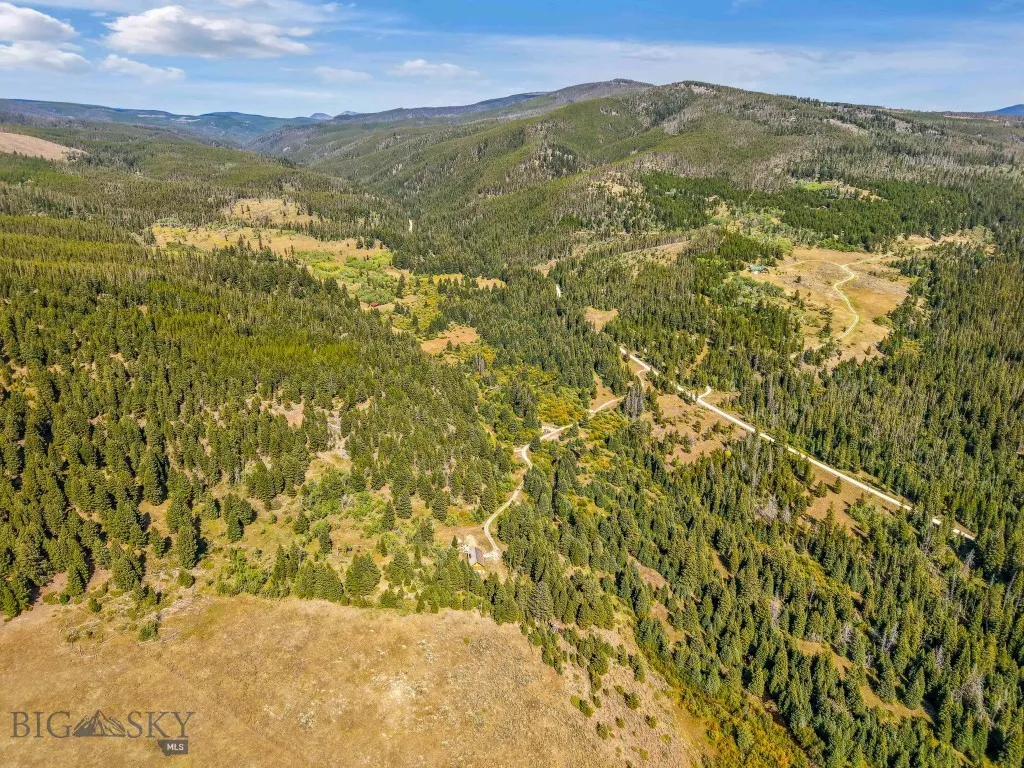 97 Moose Creek Road, White Sulphur Springs, Montan, White Sulphur Springs, Montana 59645, 2 Bedrooms Bedrooms, ,1 BathroomBathrooms,Farm,For Sale,97 Moose Creek Road, White Sulphur Springs, Montan,0,405427
