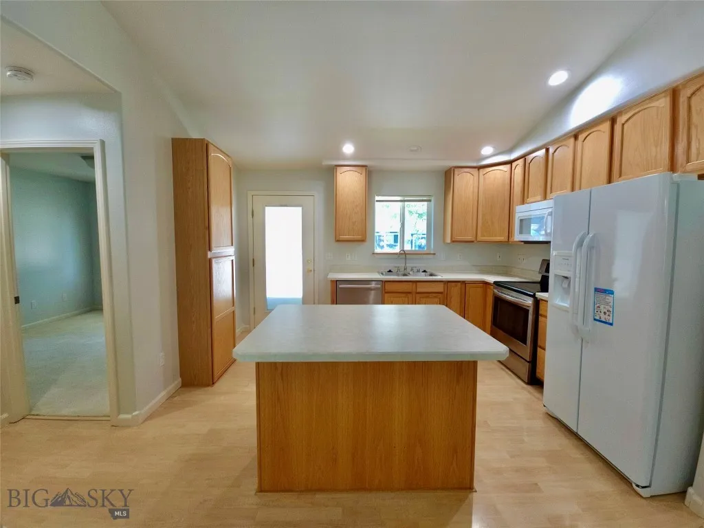 3121 New Hope Drive 9, Billings, Montana 59102, Billings, Montana 59102, 3 Bedrooms Bedrooms, ,3 BathroomsBathrooms,Residential,For Sale,3121 New Hope Drive 9, Billings, Montana 59102,0,405360