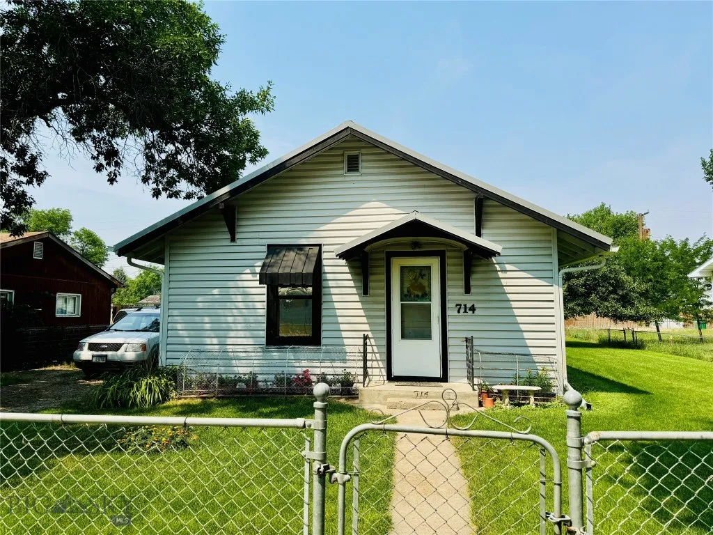 714 Front Street, Fort Benton, Montana 59442, Fort Benton, Montana 59442, 2 Bedrooms Bedrooms, ,1 BathroomBathrooms,Residential,For Sale,714 Front Street, Fort Benton, Montana 59442,0,405445