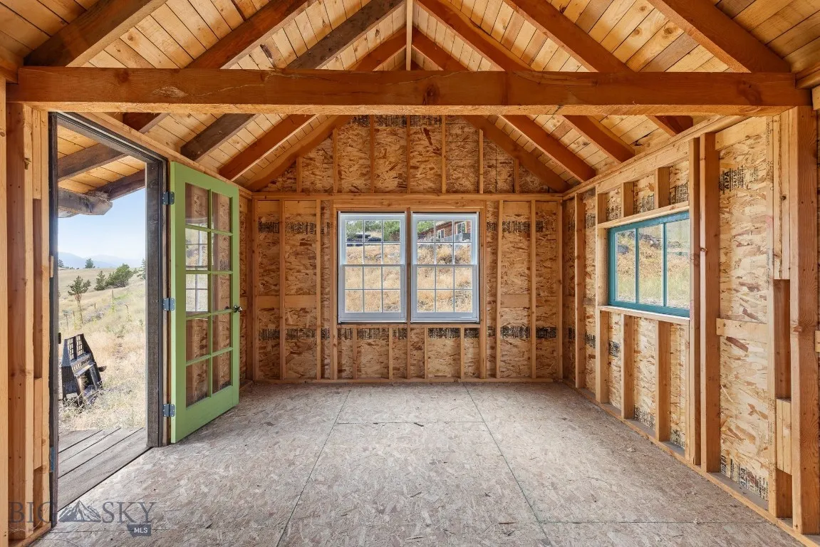 Guest cabin, writers studio or home office