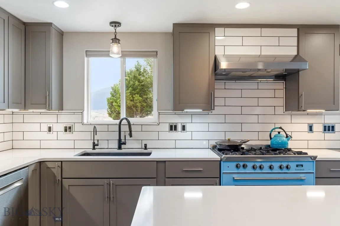 subway tile and large island