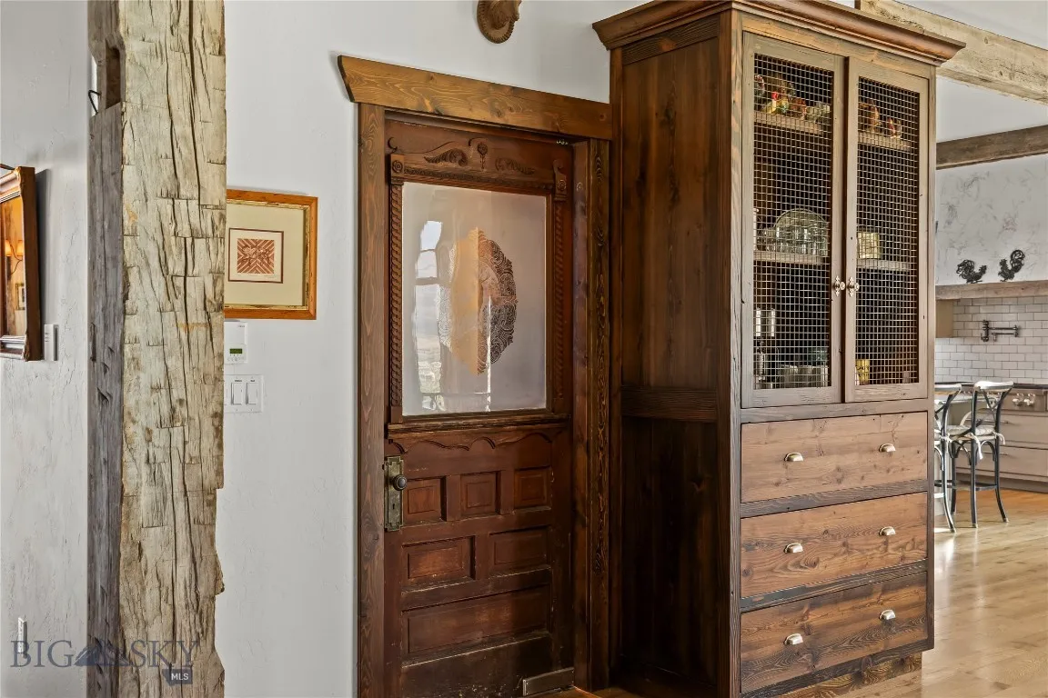 190 Sagittarius Skyway, Emigrant, Montana 59027, Emigrant, Montana 59027, 6 Bedrooms Bedrooms, ,5 BathroomsBathrooms,Residential,For Sale,190 Sagittarius Skyway, Emigrant, Montana 59027,0,405163