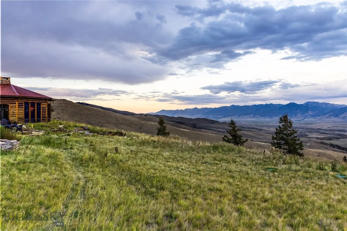 190 Sagittarius Skyway, Emigrant, Montana 59027, Emigrant, Montana 59027, 6 Bedrooms Bedrooms, ,5 BathroomsBathrooms,Residential,For Sale,190 Sagittarius Skyway, Emigrant, Montana 59027,0,405163