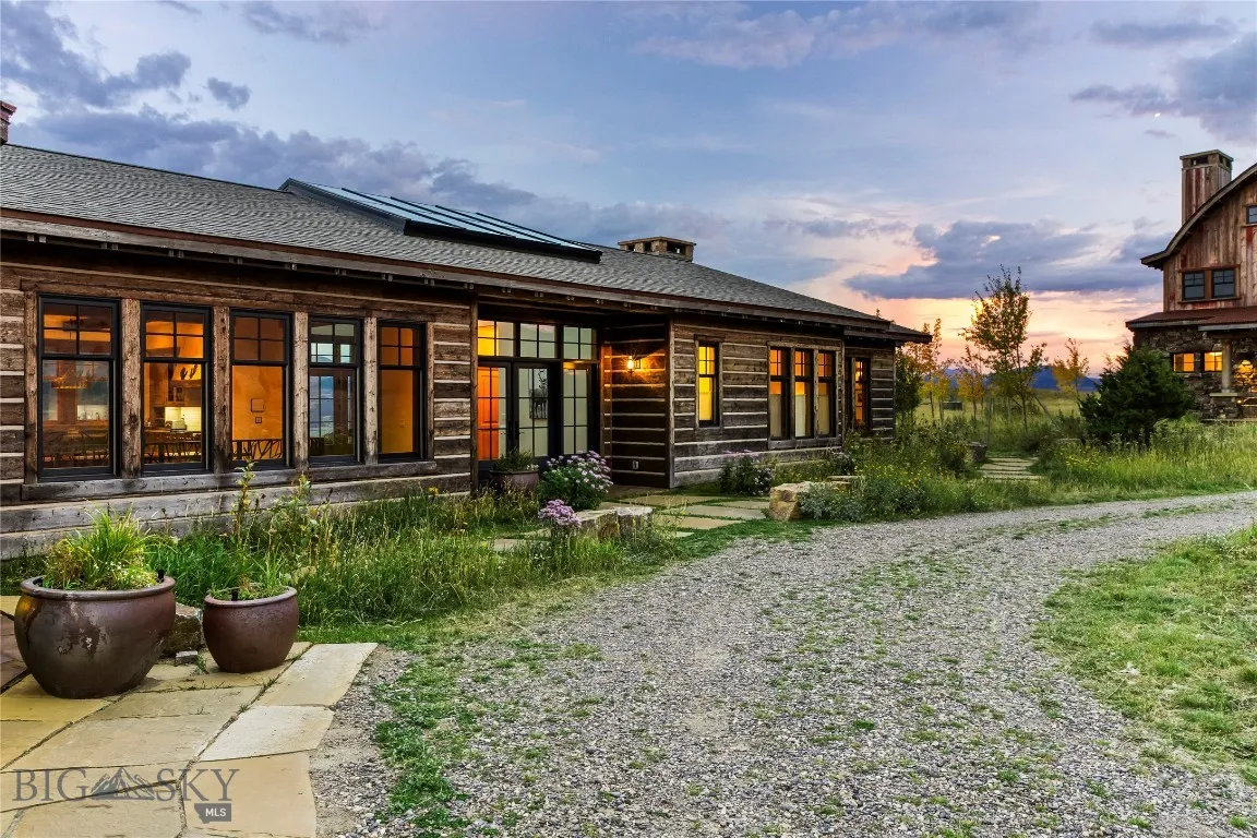 190 Sagittarius Skyway, Emigrant, Montana 59027, Emigrant, Montana 59027, 6 Bedrooms Bedrooms, ,5 BathroomsBathrooms,Residential,For Sale,190 Sagittarius Skyway, Emigrant, Montana 59027,0,405163