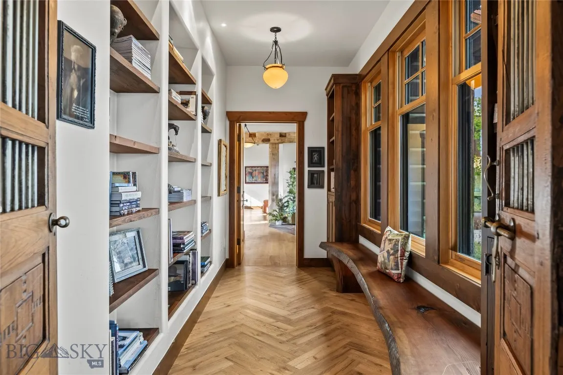 190 Sagittarius Skyway, Emigrant, Montana 59027, Emigrant, Montana 59027, 6 Bedrooms Bedrooms, ,5 BathroomsBathrooms,Residential,For Sale,190 Sagittarius Skyway, Emigrant, Montana 59027,0,405163