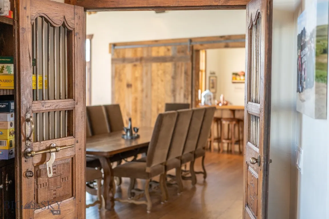 190 Sagittarius Skyway, Emigrant, Montana 59027, Emigrant, Montana 59027, 6 Bedrooms Bedrooms, ,5 BathroomsBathrooms,Residential,For Sale,190 Sagittarius Skyway, Emigrant, Montana 59027,0,405163