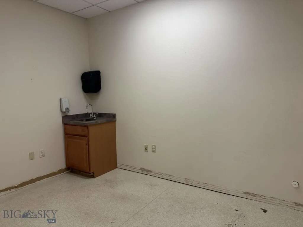 2687 Palmer Street C3, Missoula, Montana 59808, Missoula, Montana 59808, ,Commercial Lease,2687 Palmer Street C3, Missoula, Montana 59808,0,405253