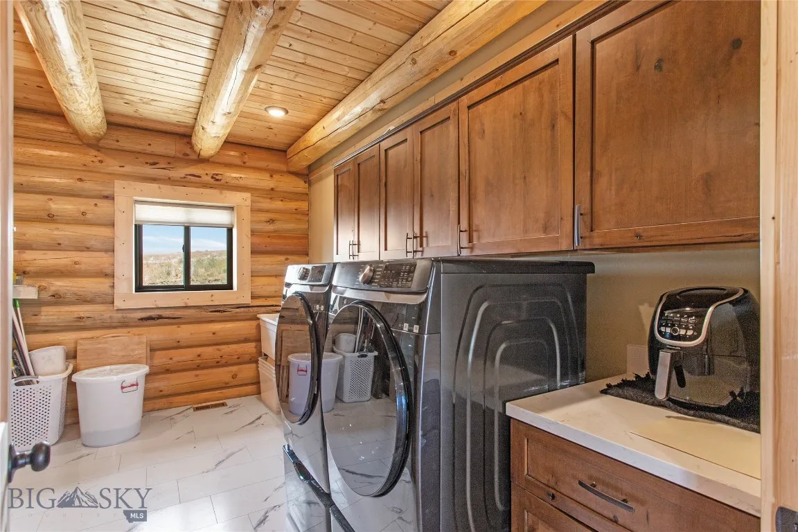 9 Nordic Trail, Butte, Montana 59701, Butte, Montana 59701, 4 Bedrooms Bedrooms, ,5 BathroomsBathrooms,Residential,For Sale,9 Nordic Trail, Butte, Montana 59701,0,405511