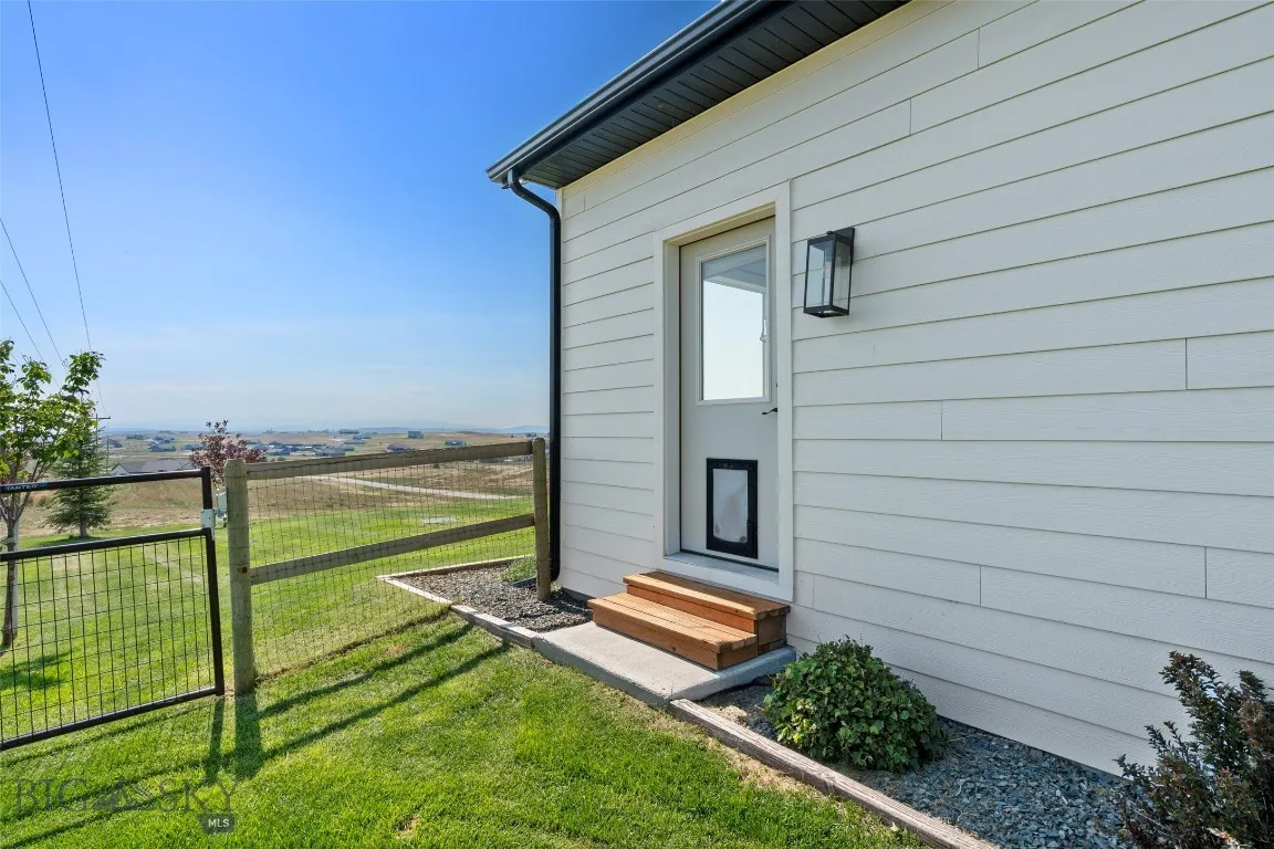 20 Coyote Den Ct., Three Forks, Montana 59752, Three Forks, Montana 59752, 3 Bedrooms Bedrooms, ,2 BathroomsBathrooms,Residential,For Sale,20 Coyote Den Ct., Three Forks, Montana 59752,0,405501