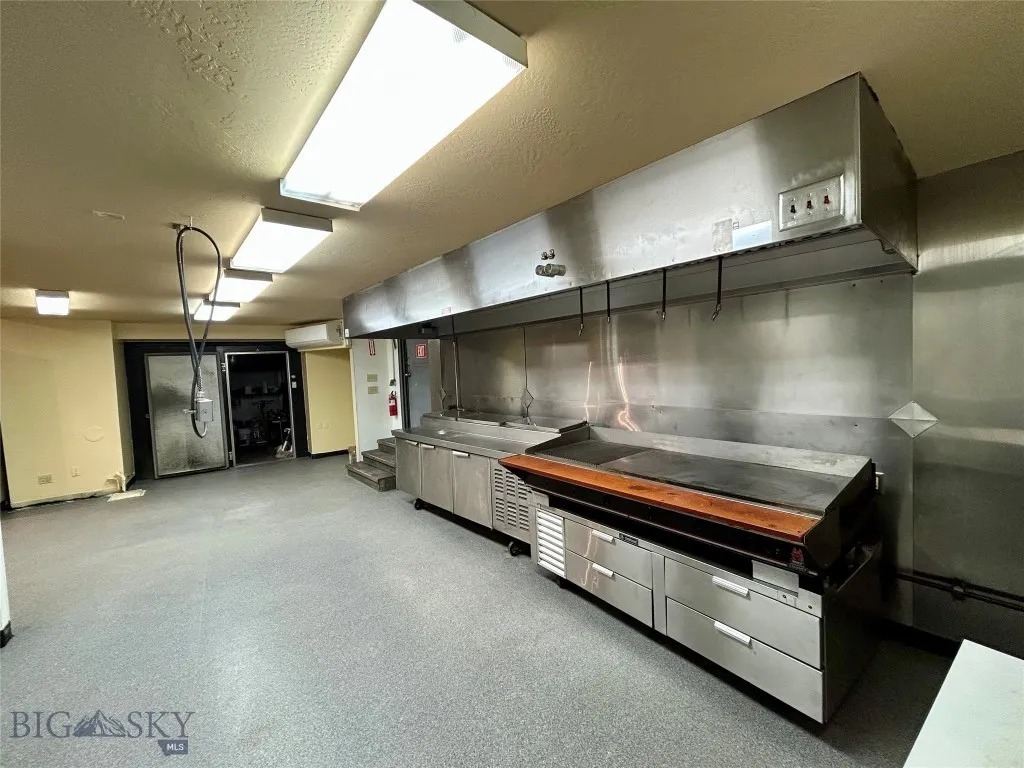 View of grill, view and walk-in