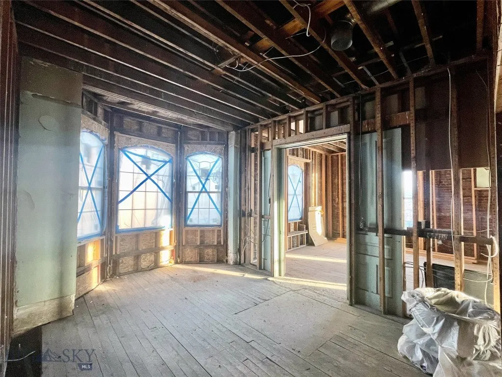 Unfinished 2nd floor