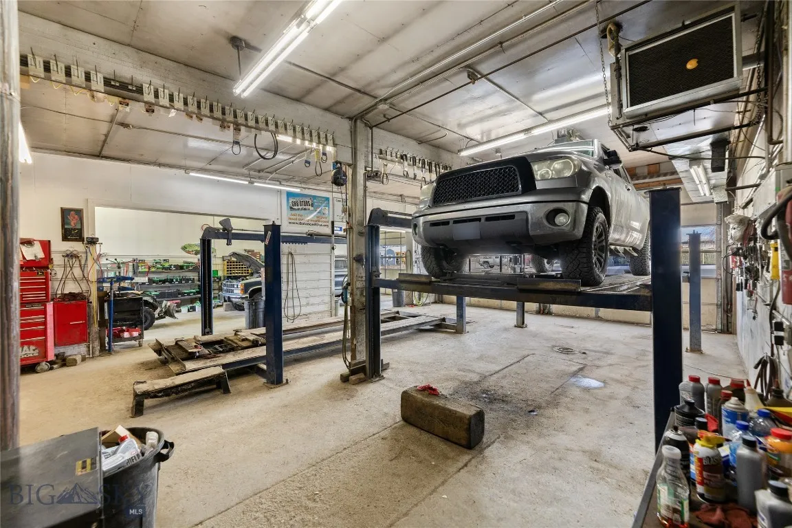 301 1st Avenue N, Clyde Park, Montana 59018, Clyde Park, Montana 59018, ,Commercial Sale,For Sale,301 1st Avenue N, Clyde Park, Montana 59018,0,405552