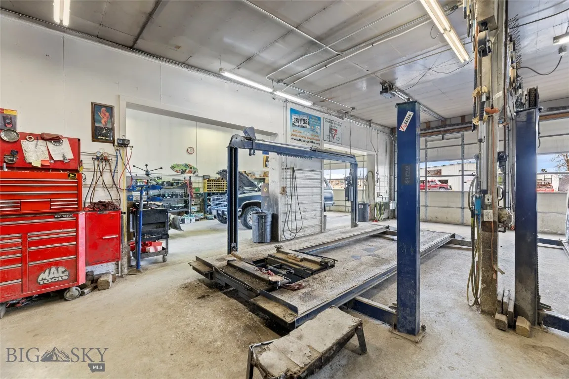 301 1st Avenue N, Clyde Park, Montana 59018, Clyde Park, Montana 59018, ,Commercial Sale,For Sale,301 1st Avenue N, Clyde Park, Montana 59018,0,405552