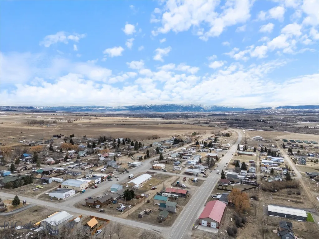 301 1st Avenue N, Clyde Park, Montana 59018, Clyde Park, Montana 59018, ,Commercial Sale,For Sale,301 1st Avenue N, Clyde Park, Montana 59018,0,405552