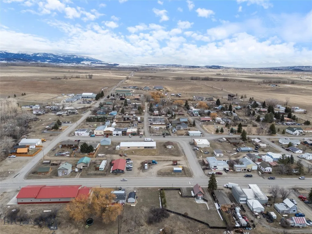 301 1st Avenue N, Clyde Park, Montana 59018, Clyde Park, Montana 59018, ,Commercial Sale,For Sale,301 1st Avenue N, Clyde Park, Montana 59018,0,405552