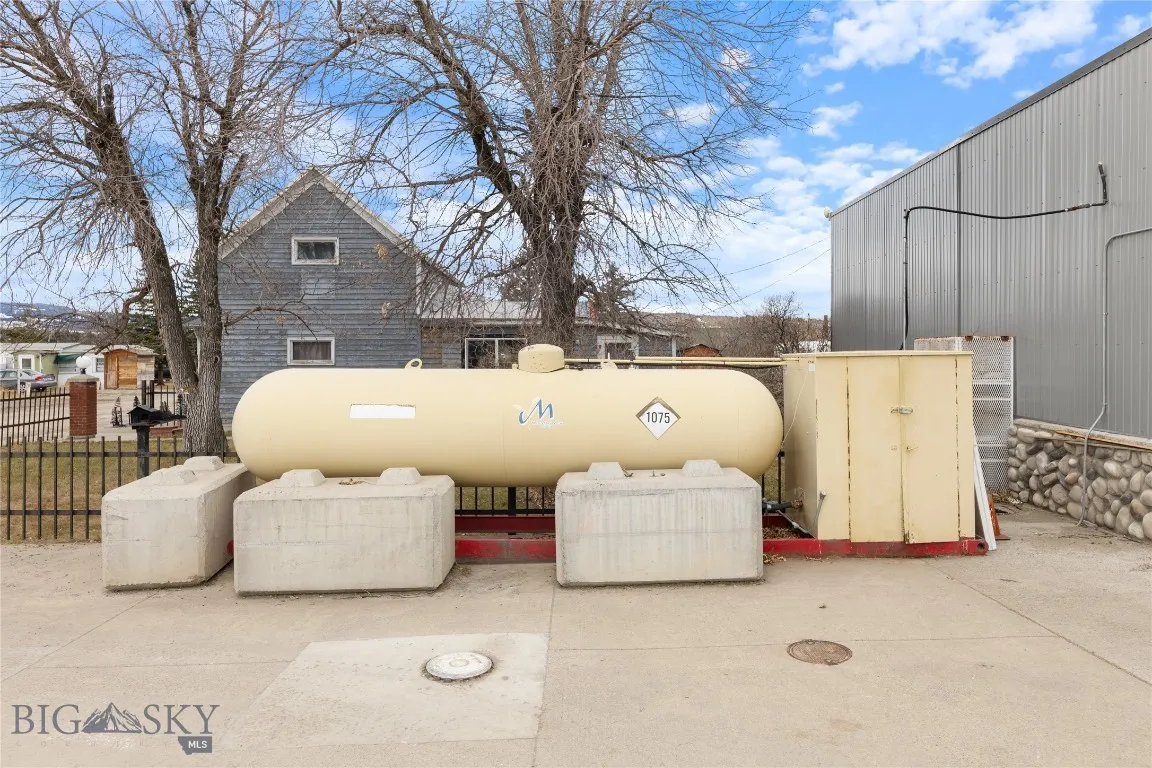 301 1st Avenue N, Clyde Park, Montana 59018, Clyde Park, Montana 59018, ,Commercial Sale,For Sale,301 1st Avenue N, Clyde Park, Montana 59018,0,405552