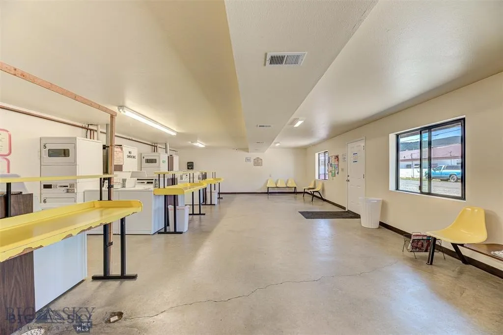 100-198 E 2nd, Boulder, Montana 59632, Boulder, Montana 59632, ,Commercial Sale,For Sale,100-198 E 2nd, Boulder, Montana 59632,0,405579