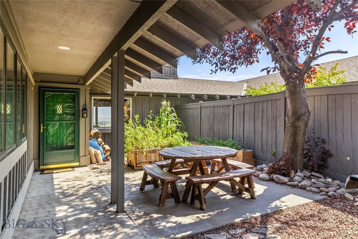 2 Snowcrest Court A, Ennis, Montana 59729, Ennis, Montana 59729, 2 Bedrooms Bedrooms, ,2 BathroomsBathrooms,Residential,For Sale,2 Snowcrest Court A, Ennis, Montana 59729,0,405617