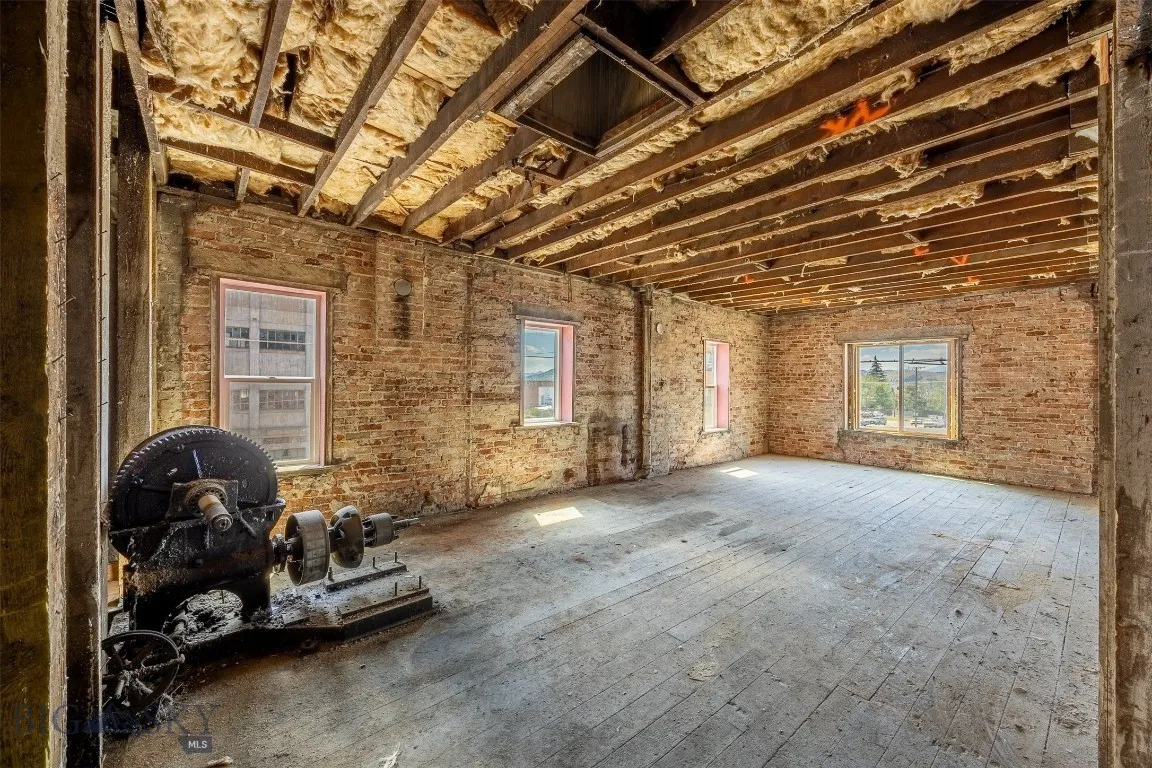 648 S Arizona Street, Butte, Montana 59701, Butte, Montana 59701, ,Commercial Lease,648 S Arizona Street, Butte, Montana 59701,0,405261