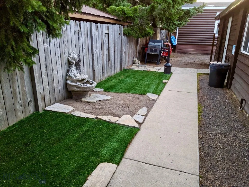 132 N Electric Street, West Yellowstone, Montana 5, West Yellowstone, Montana 59758, ,Land,For Sale,132 N Electric Street, West Yellowstone, Montana 5,0,405651