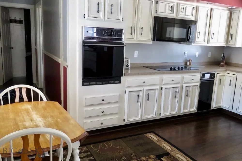 132 N Electric Street, West Yellowstone, Montana 5, West Yellowstone, Montana 59758, ,Land,For Sale,132 N Electric Street, West Yellowstone, Montana 5,0,405651