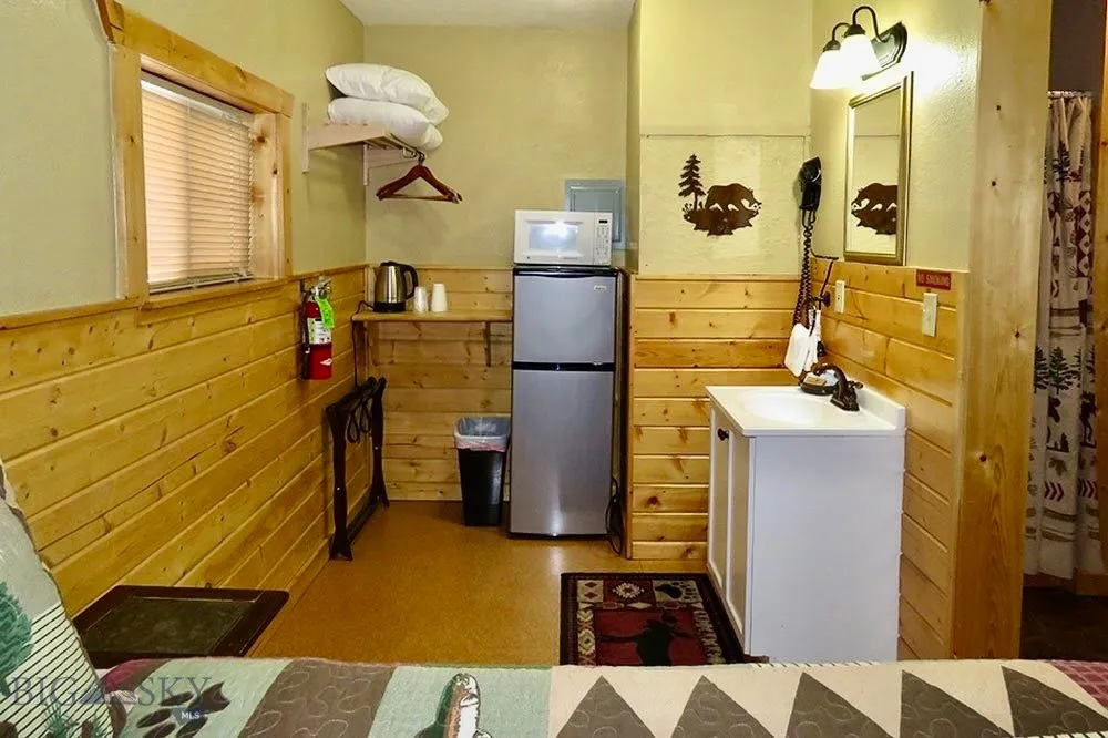 132 N Electric Street, West Yellowstone, Montana 5, West Yellowstone, Montana 59758, ,Land,For Sale,132 N Electric Street, West Yellowstone, Montana 5,0,405651