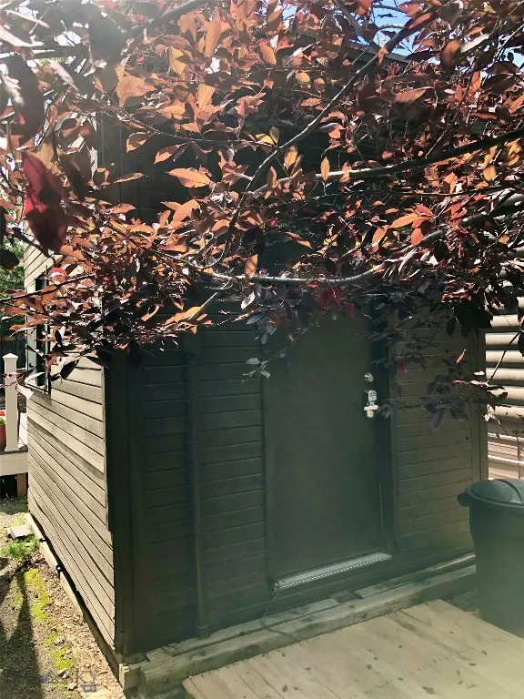 Laundry Cabin